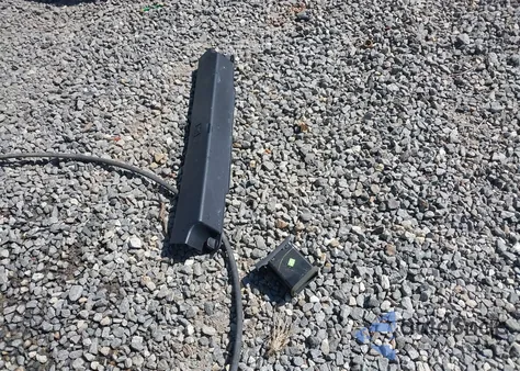 2002 Ford Explorer Xls z USA, uszkodzony, nr VIN 1FMDU72K22ZC48368